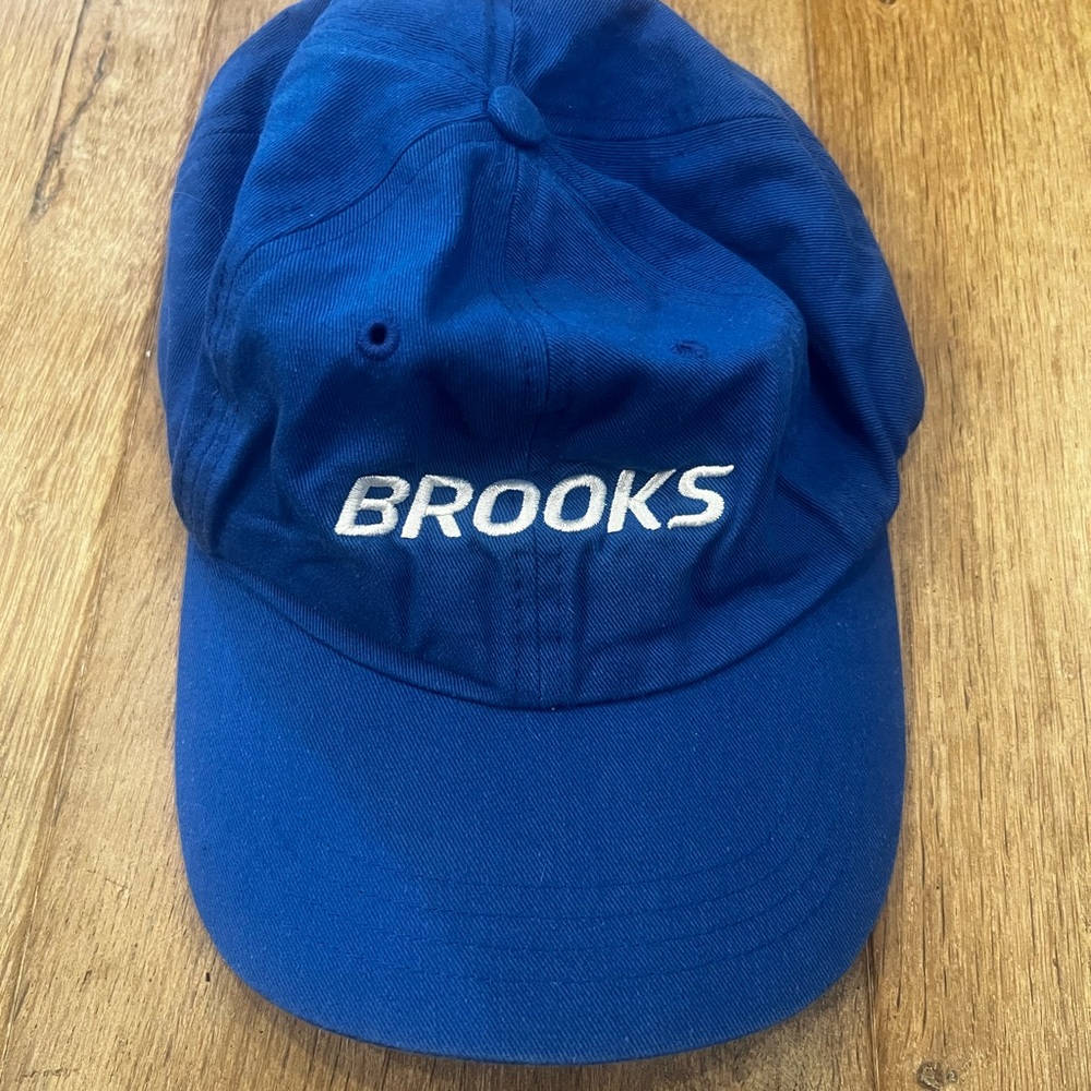 Brooks Unisex Blue Baseball Cap - WORN ONCE